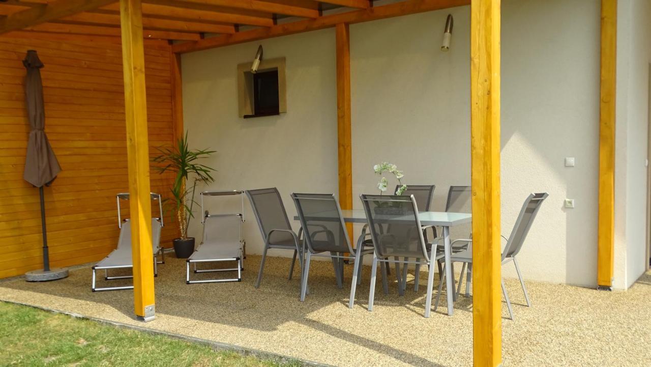 Kimy Home Mojmírovce Buitenkant foto